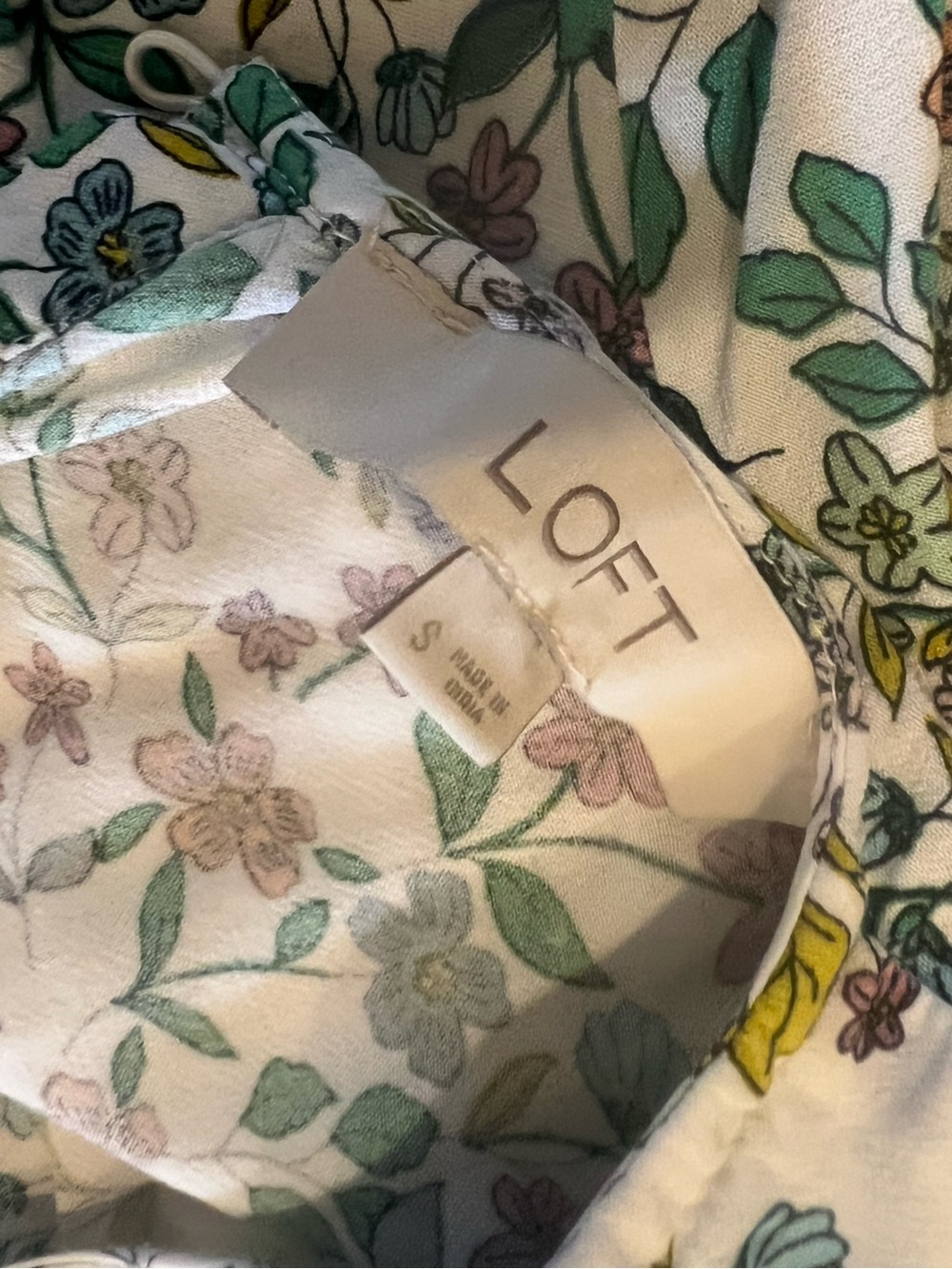 LOFT White Floral Long-Sleeve Blouse with Green Leaf Print - Picture 7 of 8
